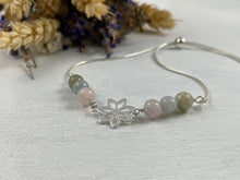 Load image into Gallery viewer, Morganite and Daisy Bracelet