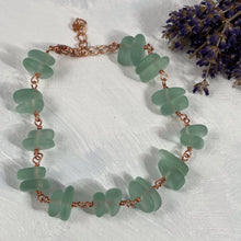 Load image into Gallery viewer, Sea Glass and Copper Bracelet